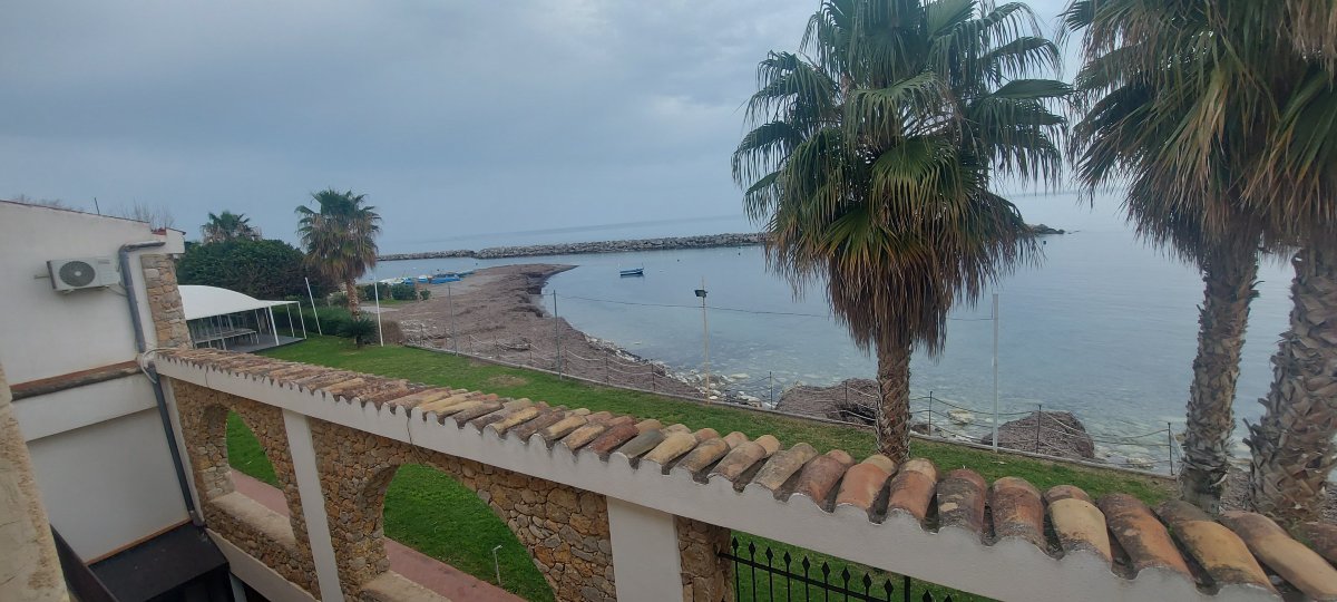 多纳拉酒店-官方