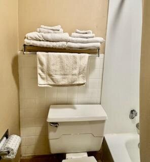 Hotel Red Rose by Townhouse Covington I-64
