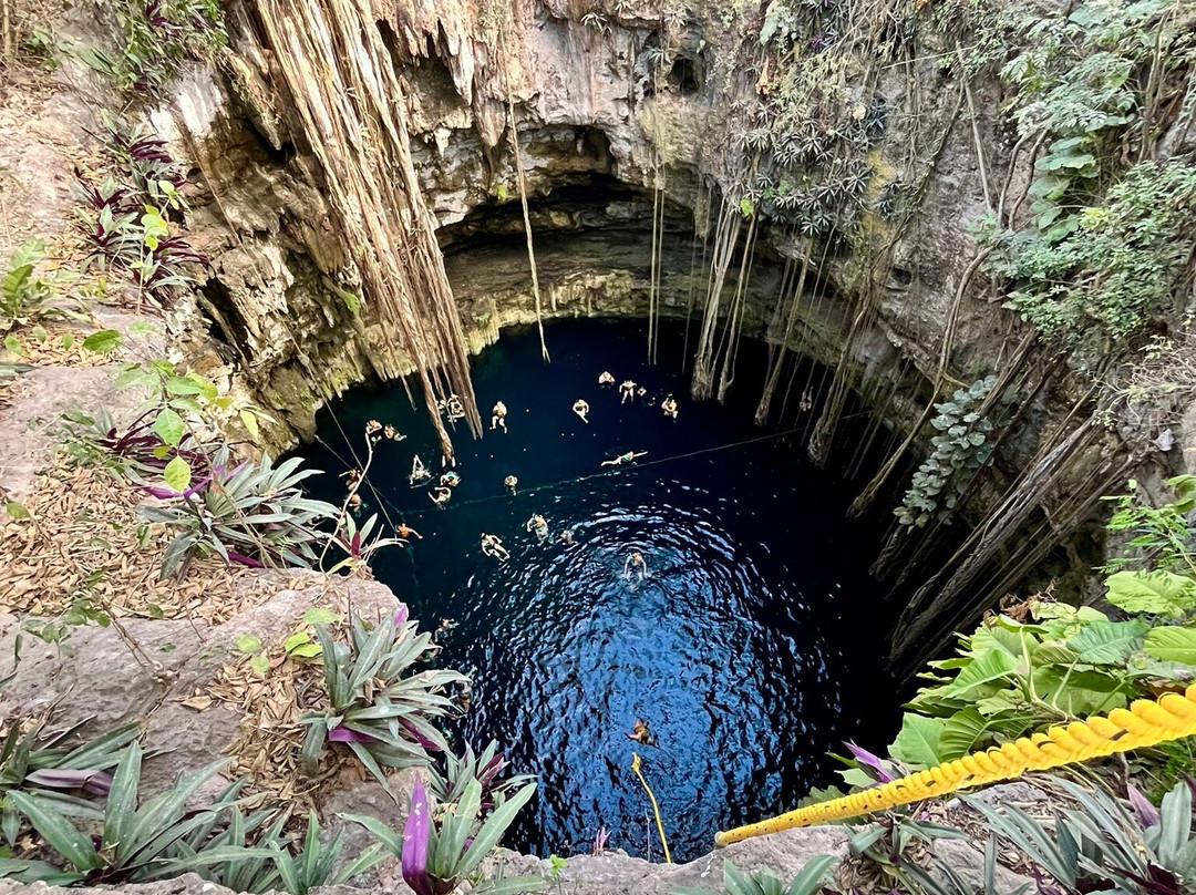 Cénote San Lorenzo Oxman-巴利亚多利德必去景点