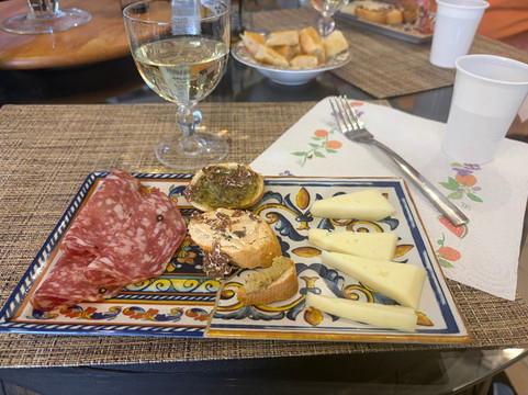 Tartufi Nacci-圣米尼亚托必去景点