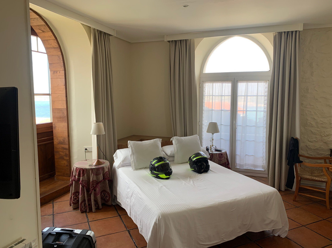 波萨达圣安娜酒店主图