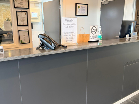 奥克兰曼努考太平洋中心华美达套房酒店主图