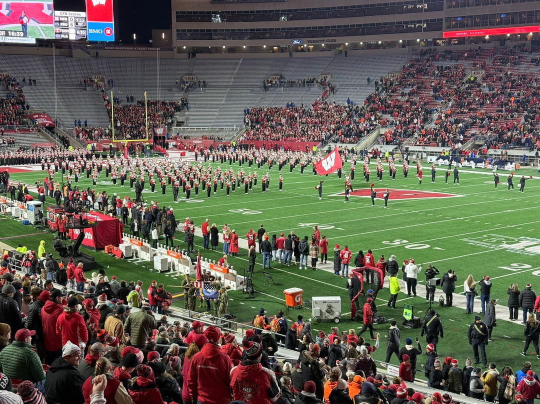 Camp Randall Stadium (University of Wisconsin)-麦迪逊必去景点