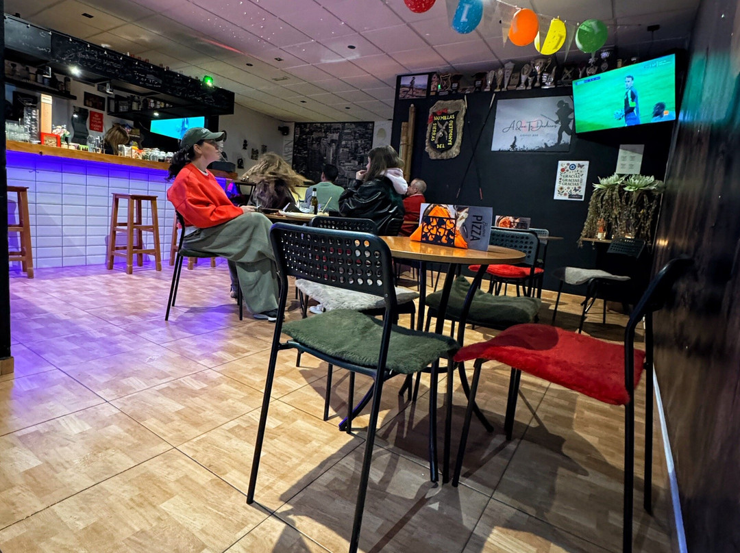 Villaluenga Del Rosario Pueblo Blanco.