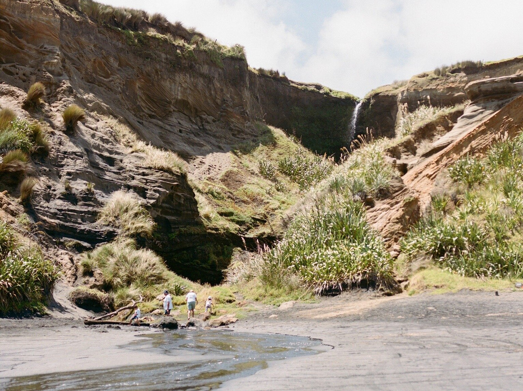Kariotahi Beach-Waiuku必去景点