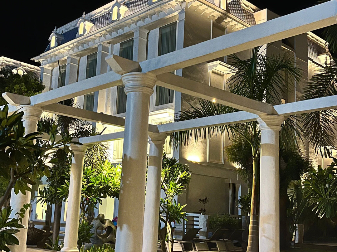 塔吉甘地尼格尔度假村&温泉主图