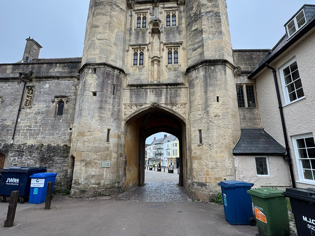 The Bishop's Palace And Gardens-韦尔斯必去景点