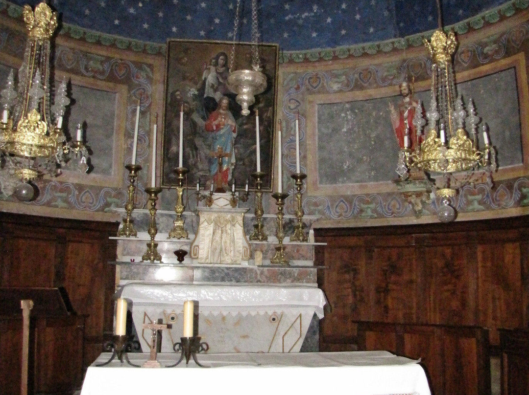 Eglise de Vic-Sainte-Anastasie必去景点