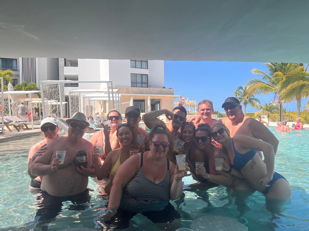 女人海滩壮丽优雅酒店-全包主图