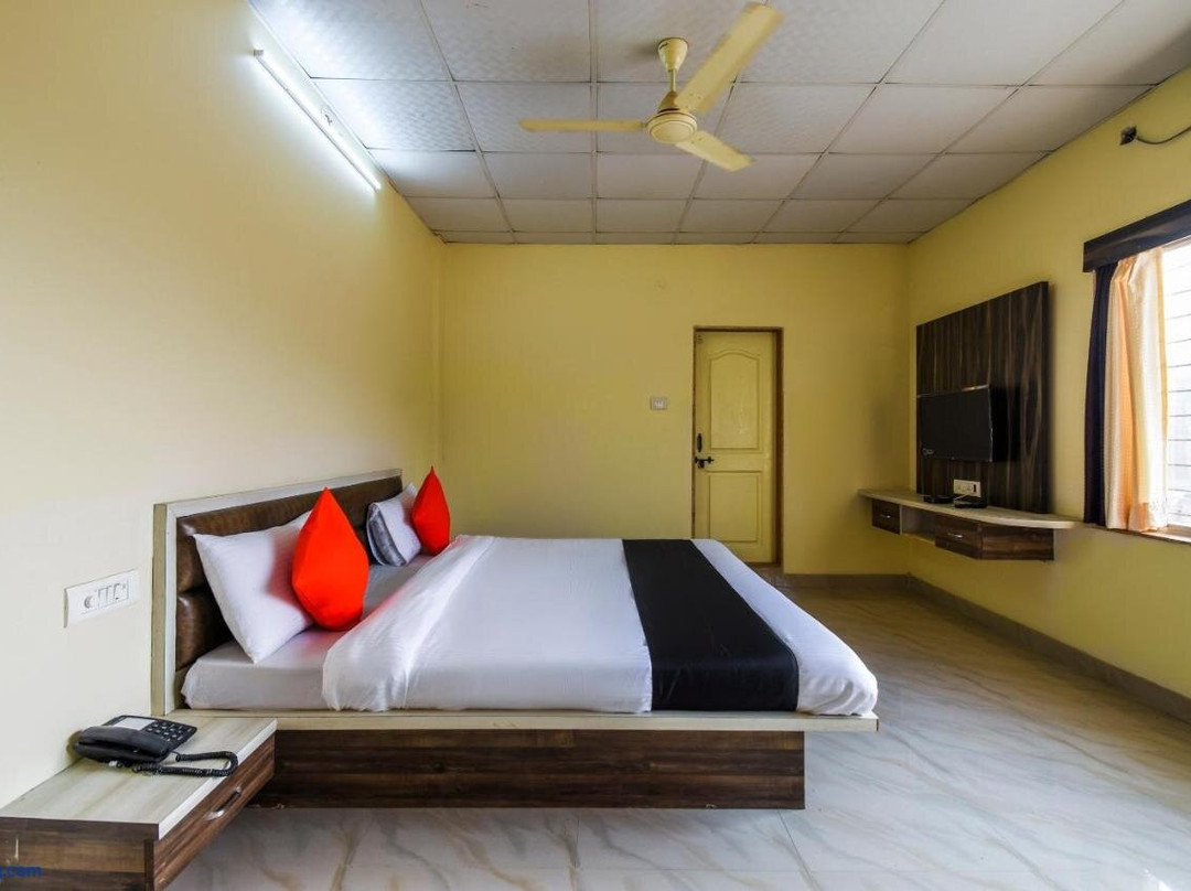Capital O 64849 Dwarka Lodge
