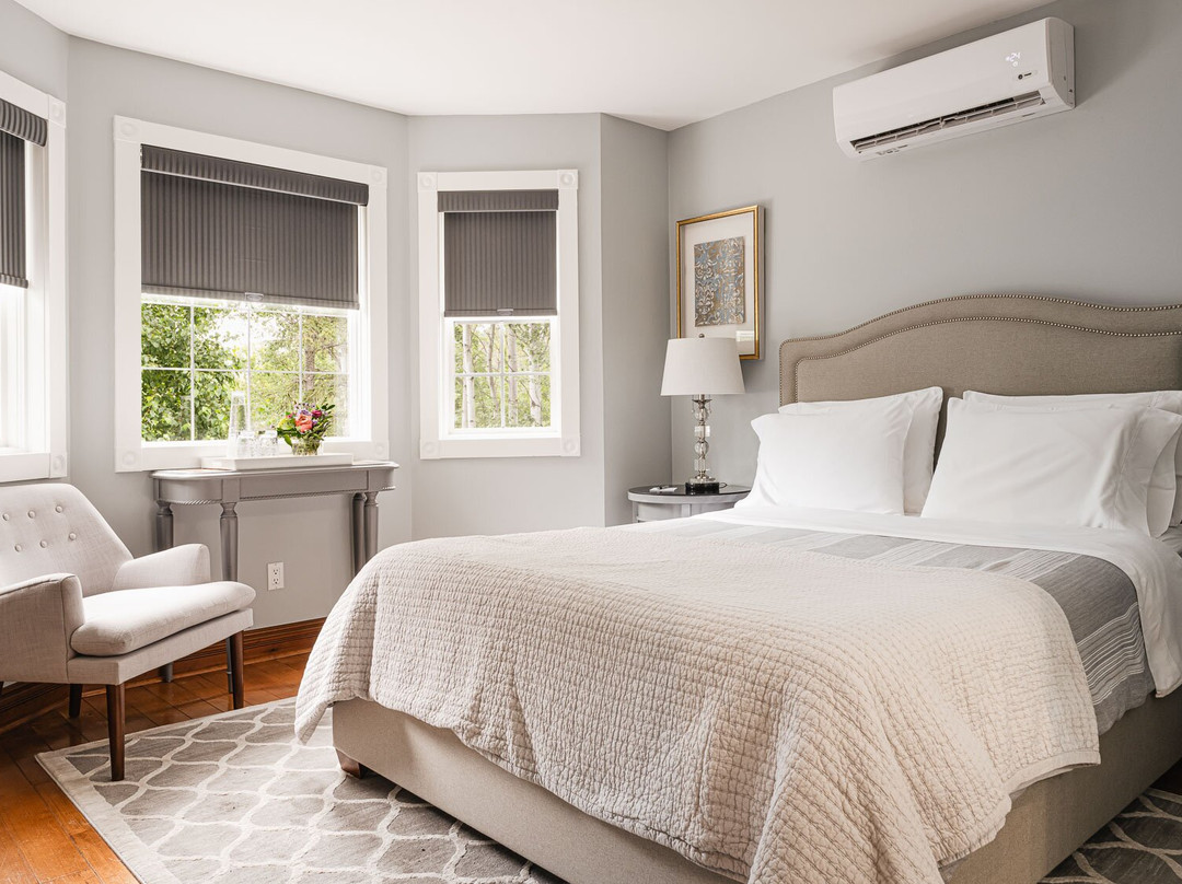 Craigleith Manor Bed and Breakfast主图