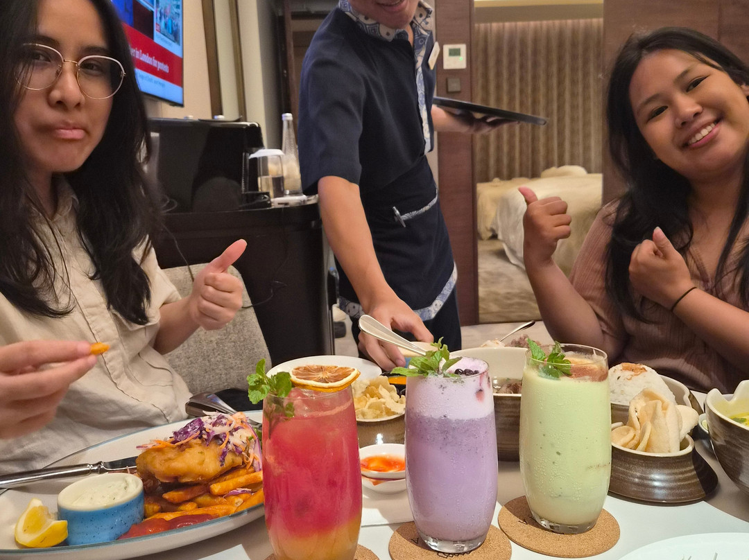 三宝垄帕德玛酒店主图