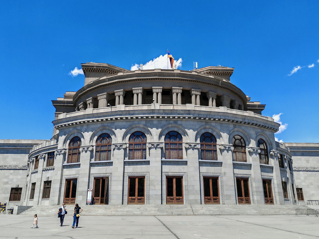 埃里温广场酒店主图
