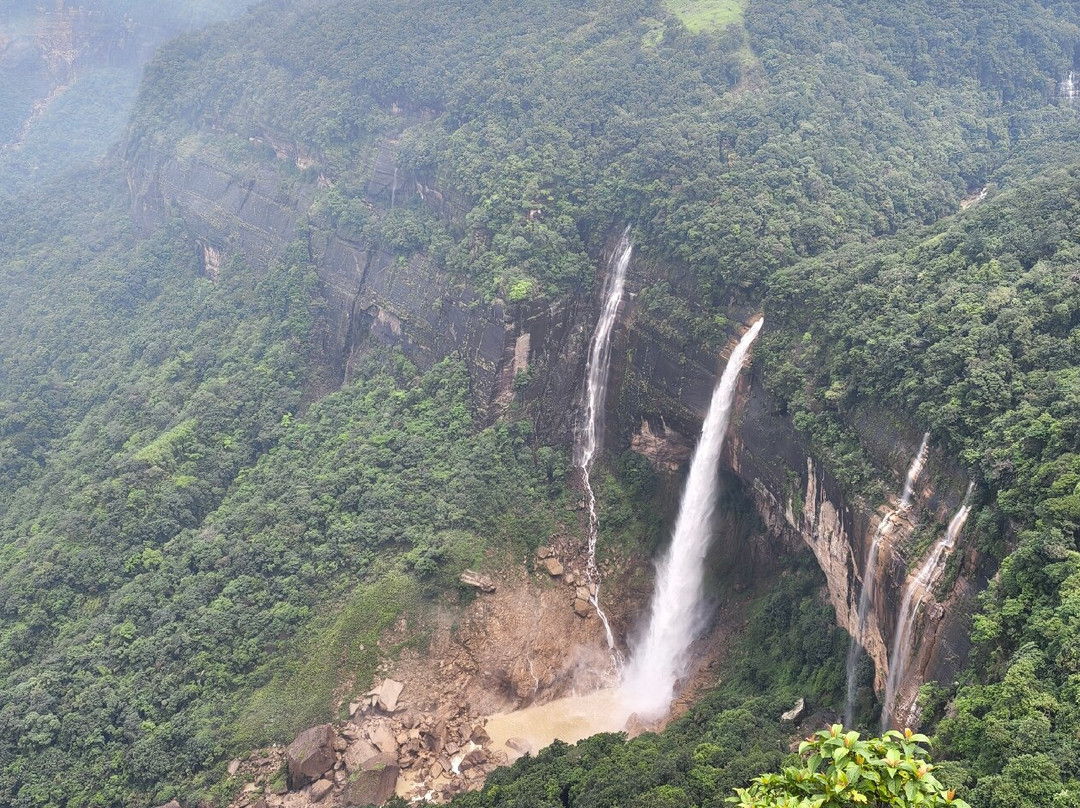 Nohkalikai Falls-Sohra必去景点