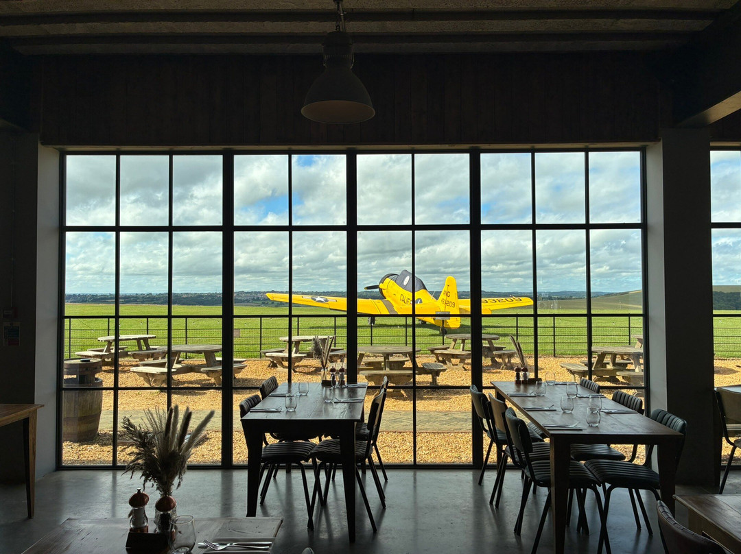 Compton Abbas Airfield-沙夫茨伯里必去景点