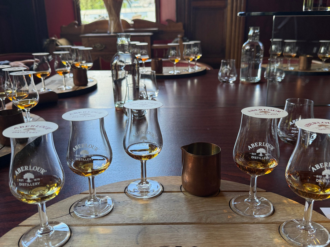 Aberlour Distillery Brand Home-阿伯劳尔必去景点