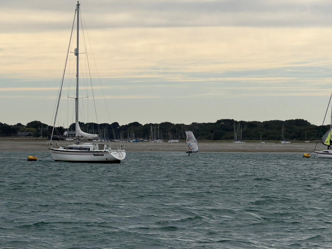 Chichester Harbour Water Tours-West Itchenor必去景点