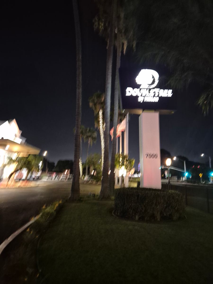 布埃纳帕克希尔顿逸林酒店及度假村-旅行者