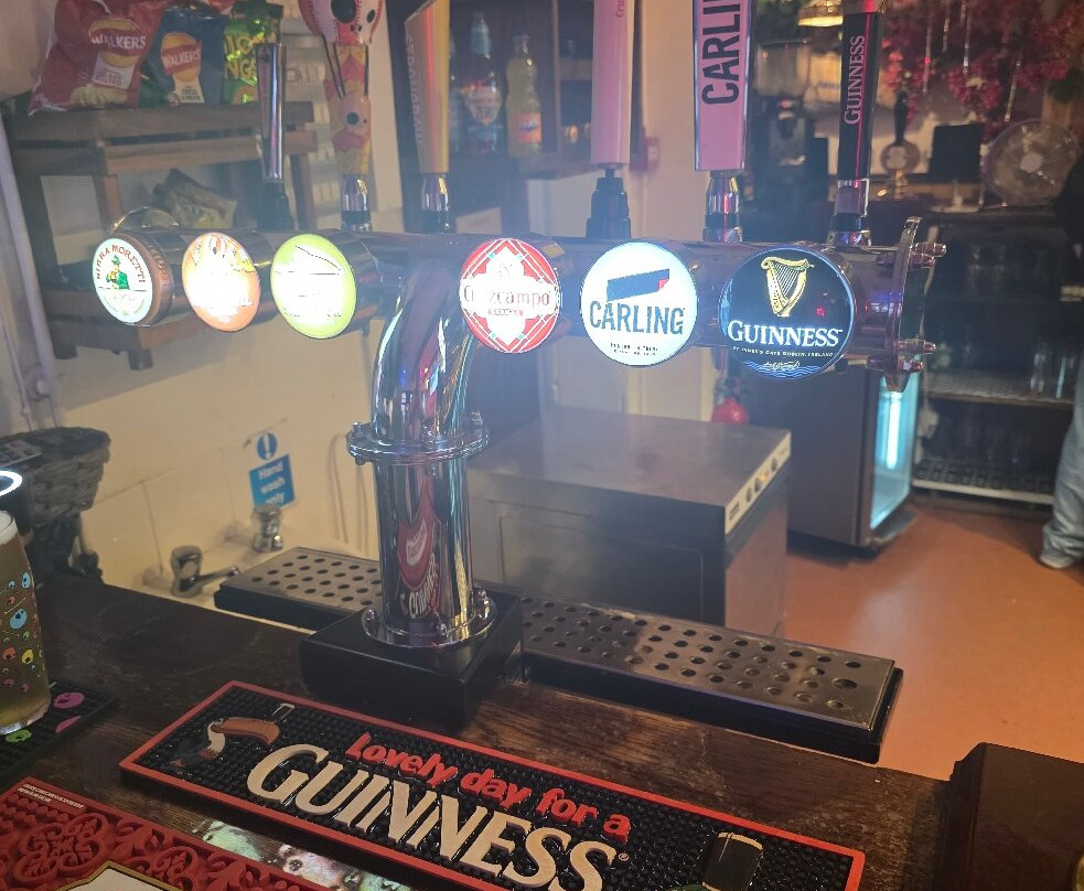 沃维克金斯赫德酒店主图