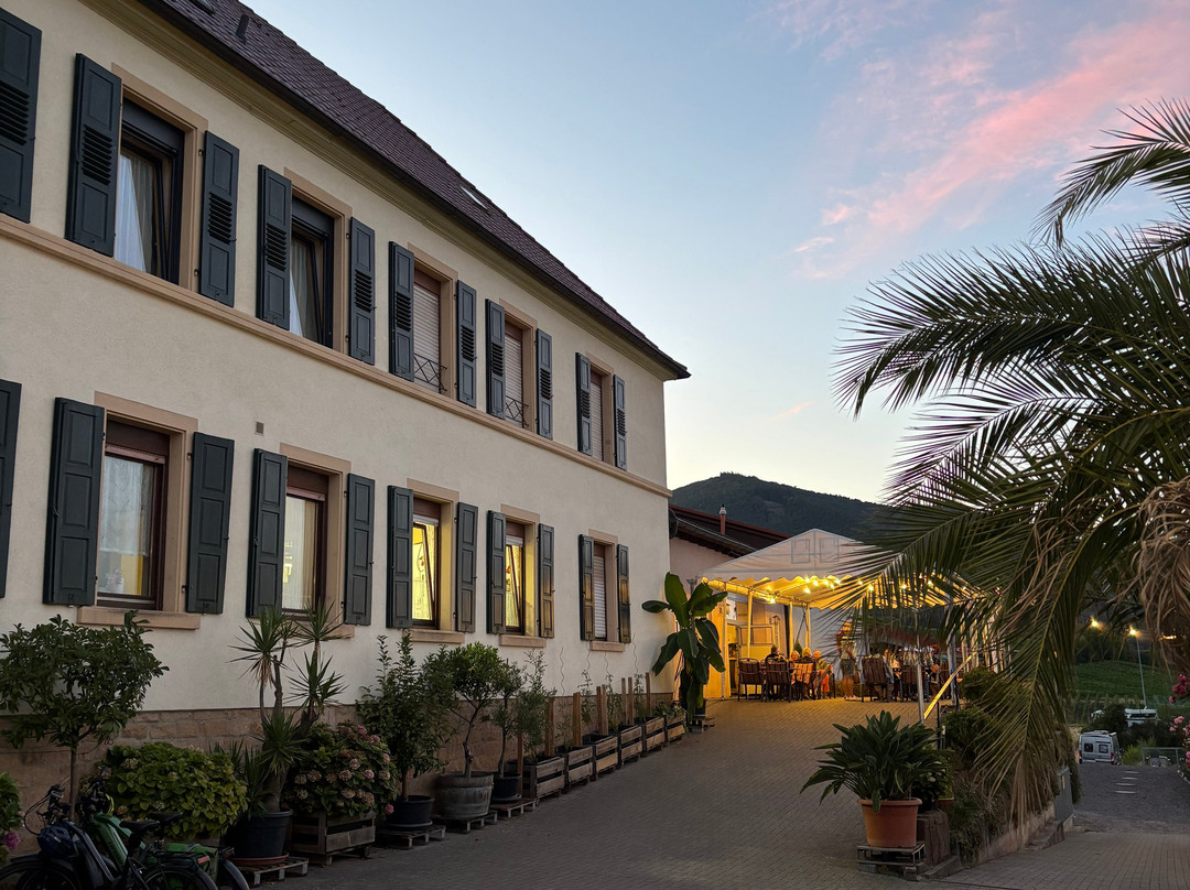 Wein Und Sektgut Wind-rabold