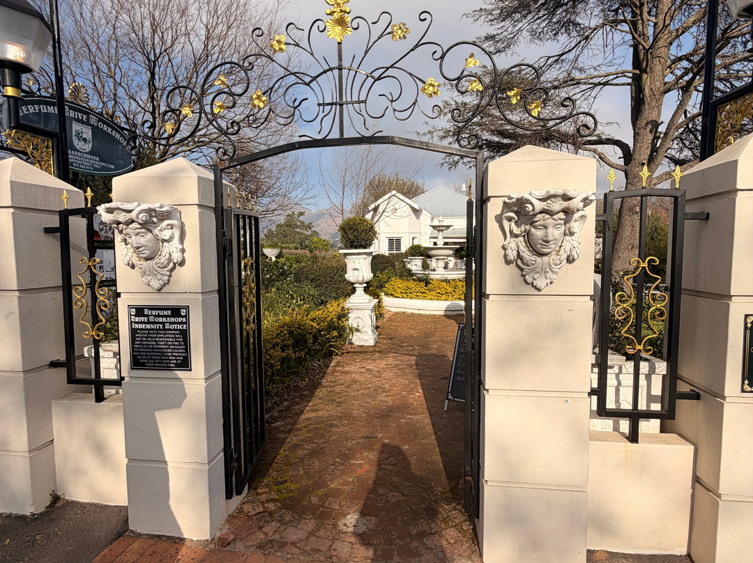Kumanov Perfumery-法兰舒克必去景点