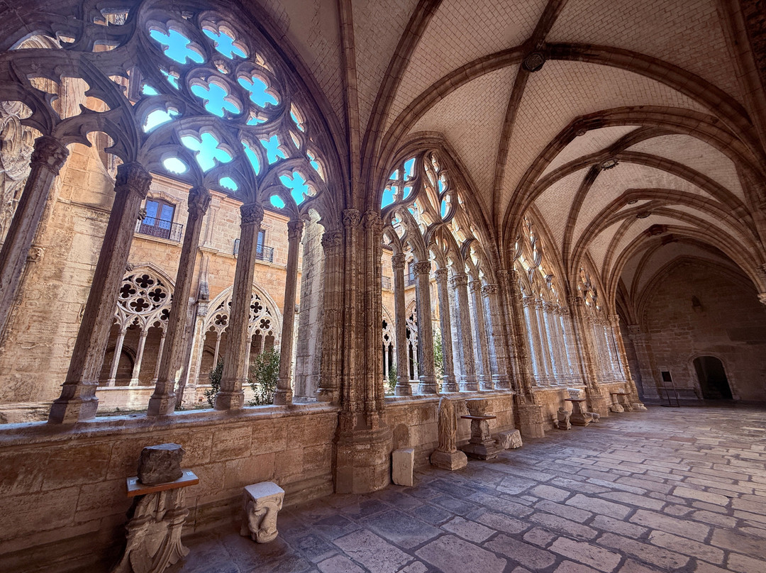 Catedral de San Salvador de Oviedo-奥维耶多必去景点