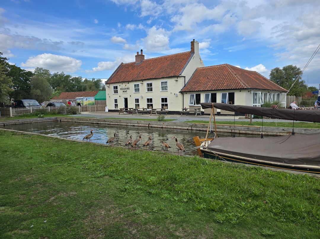 Martham Ferry Day Boat Hire-Martham必去景点