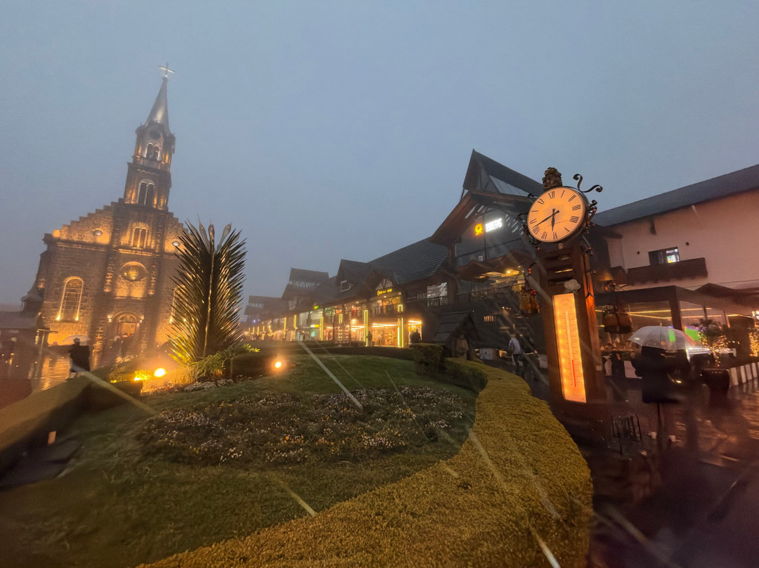 Igreja Matriz Sao Pedro Apostolo-格拉玛多必去景点