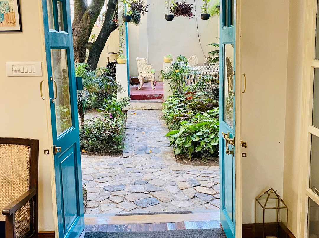 德拉敦芒果树庭院酒店主图