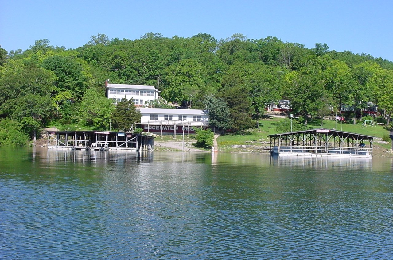 Edgewater Resort & Lodge-官方