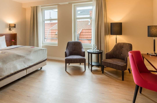 伊克赛尔瑟贝斯特韦斯特酒店主图