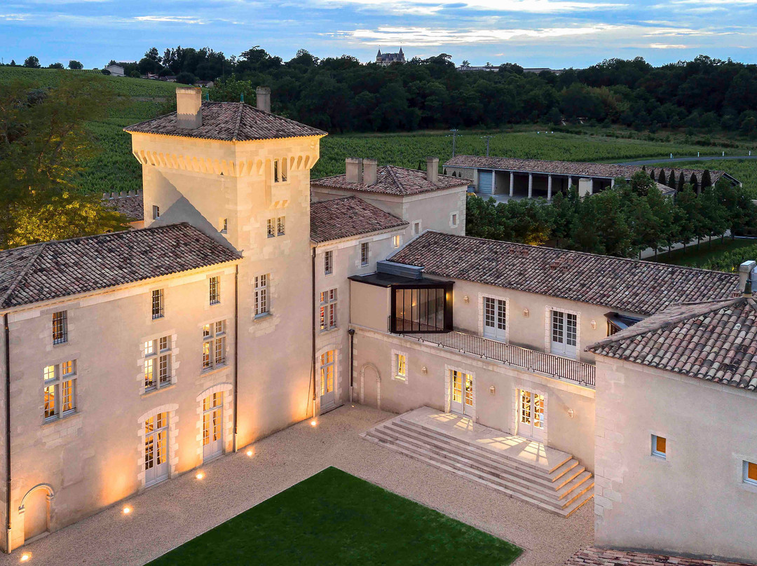 Château Lafaurie Peyraguey Hôtel & Restaurant Lalique主图