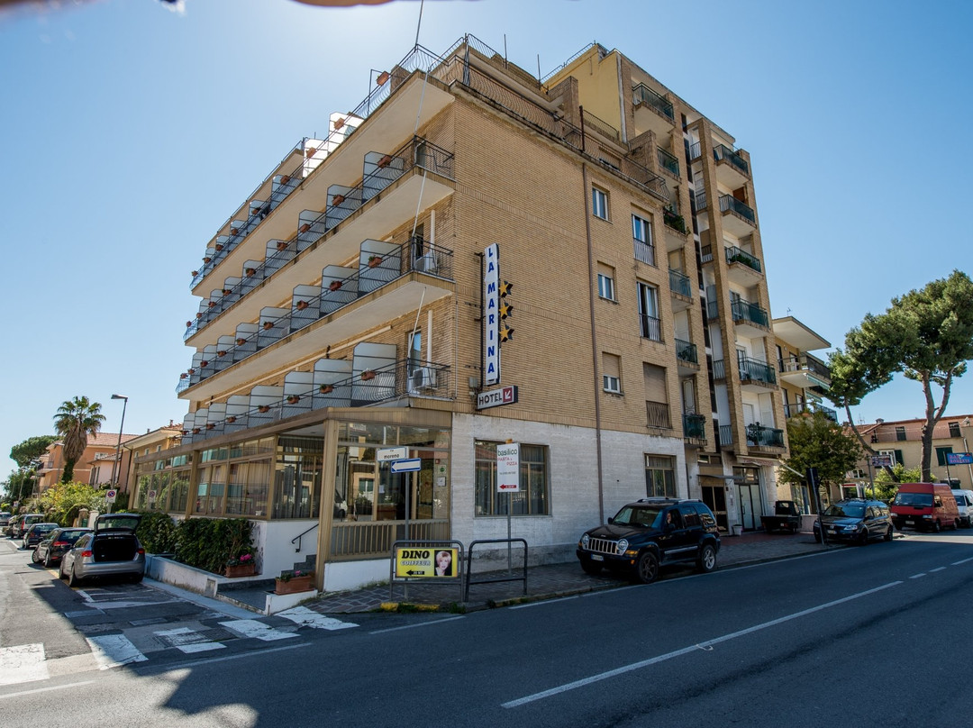 Hotel La Marina