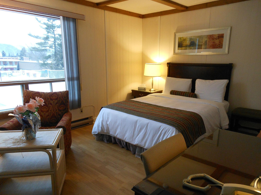 Sainte-Adele酒店住宿-Motel Chantolac