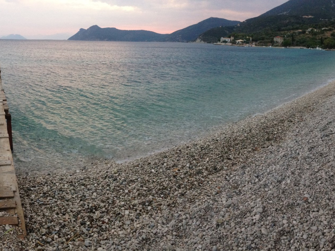 Agrapidia-Kalamos必去景点