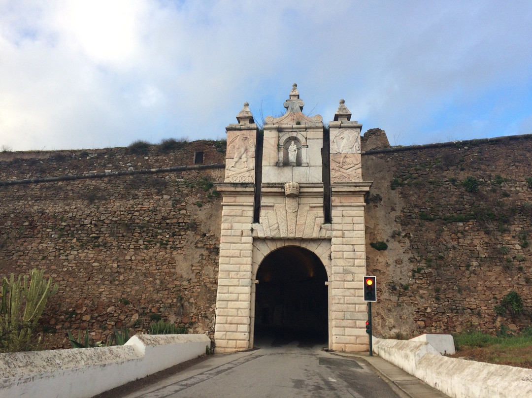 Porta dos Currais景点图片