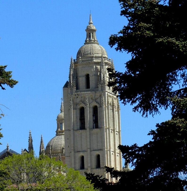 Torre Campanario De La Catedral景点图片