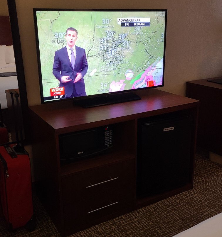 拉格兰奇快捷假日酒店主图