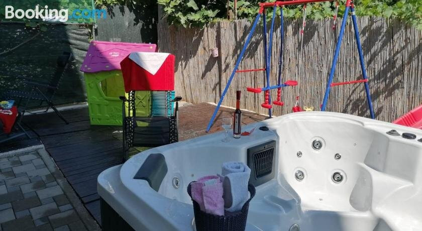 Apartmani u Kaštelima