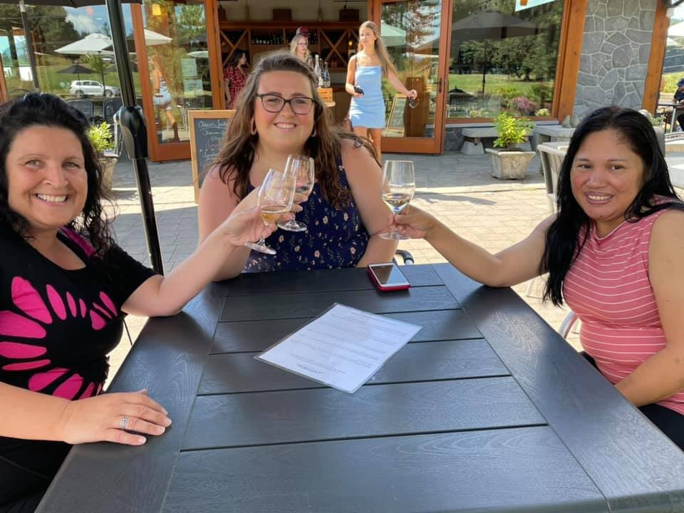Cheers Cowichan Tours景点图片