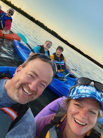 Fisheye Kayak Rentals-Carterville必去景点