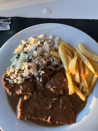 Golden Sunset Hotel主图