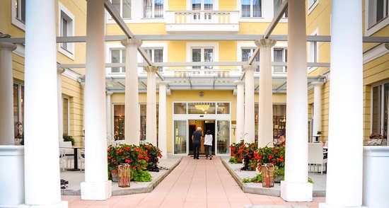 Hotel Slovenija-官方