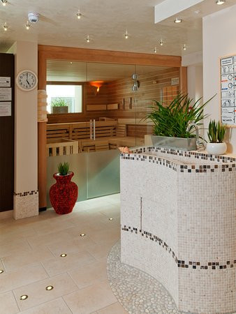 Sonnenhügel Hotel & Restaurant主图