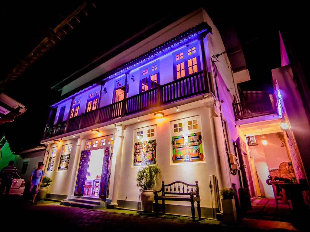 Antic Gem and Jewellery Collection-加勒必去景点