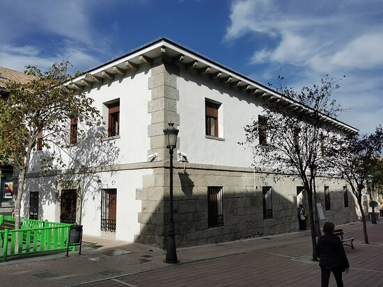 Antiguo Ayuntamiento-Galapagar必去景点