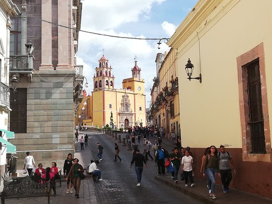 Plaza de la Paz景点图片
