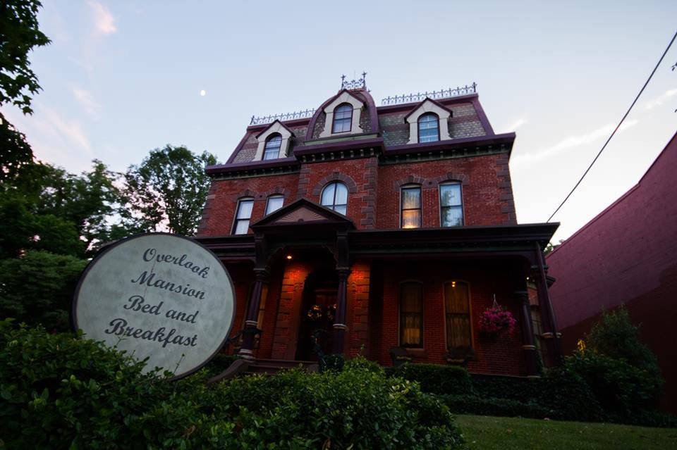 Overlook Mansion Bed & Breakfast-官方
