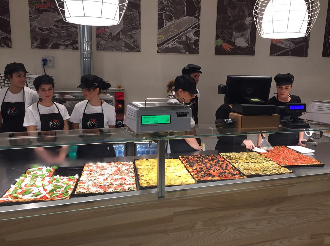 Alice Pizza