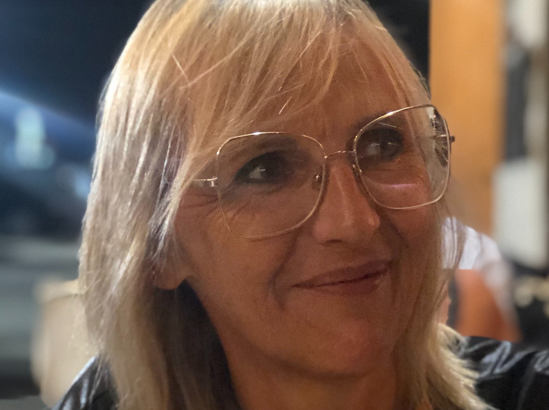 Marijana Bzovski
